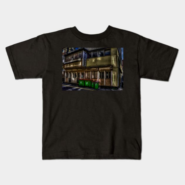 Bar Fleet Street Kids T-Shirt by axp7884